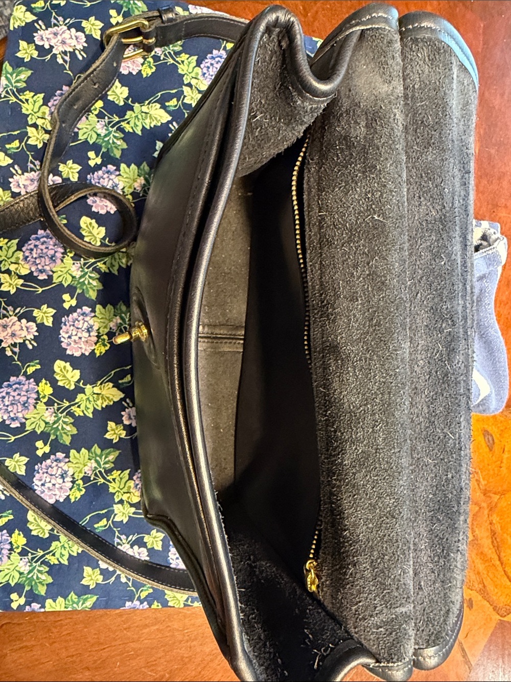 Vintage Coach Willis 9927 Handbag Leather Crossbody Satchel Navy / Gold Hardware - Picture 5 of 7
